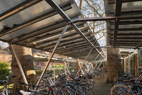 KEBLE BIKE SHELTER Palram UK